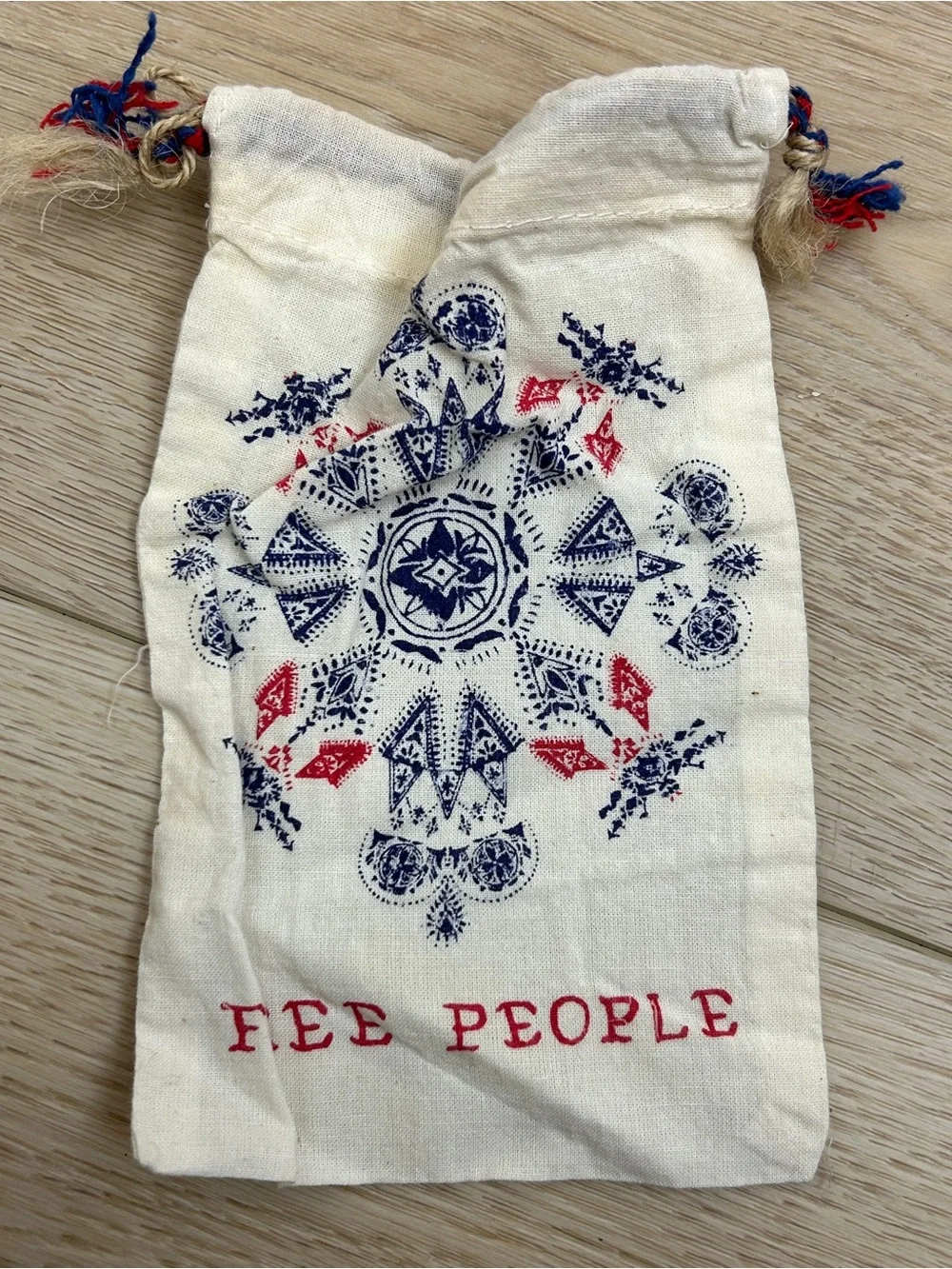 5 Free people bags